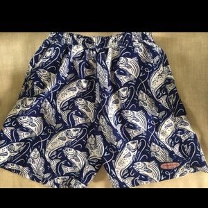 Vineyard vine men’s swim trunks